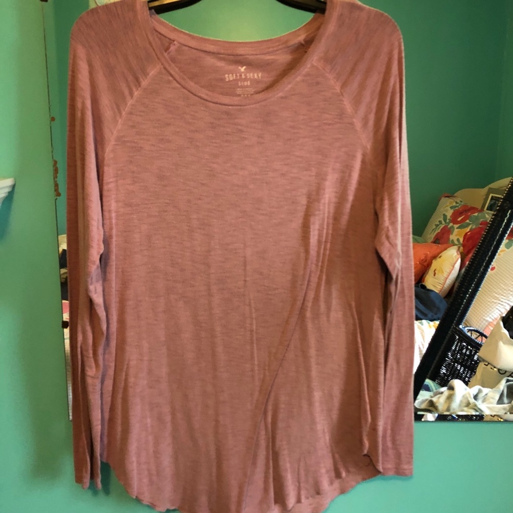 American Eagle pink long sleeve